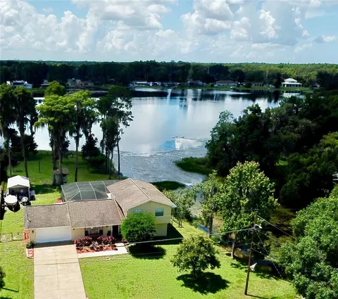 18709 Lakeshore Dr, Lutz, FL 33549