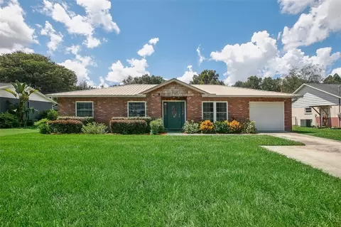 1011 Cason St, Plant City, FL 33563