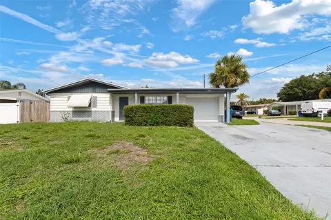 3242 Jamestown Dr, Holiday, FL 34691