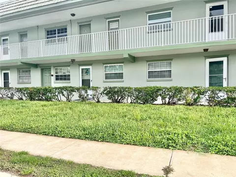 1433 S Belcher Rd #E5, Clearwater, FL 33764