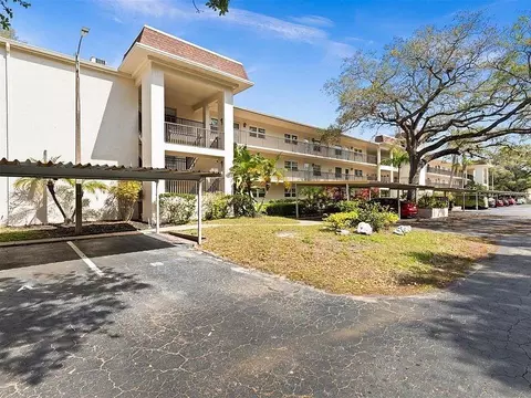 840 Virginia St #201, Dunedin, FL 34698