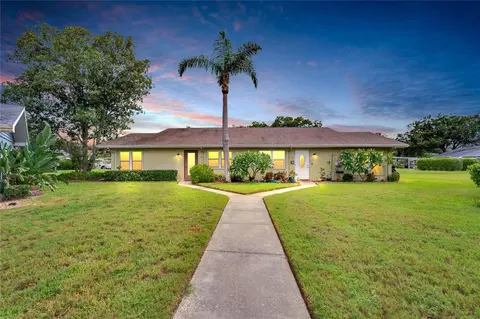 1904 Canterbury Ln #15, Sun City Center, FL 33573