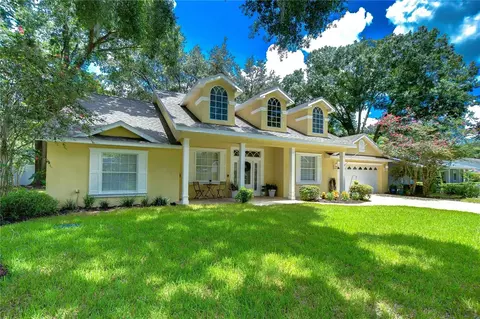 805 Eveningside Ct, Tampa, FL 33613