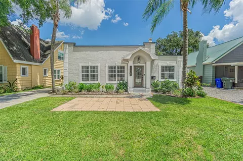 1142 Edgewood Dr, Lakeland, FL 33803