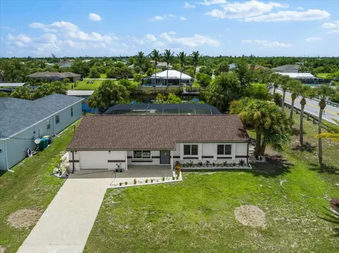 9460 President Cir, Port Charlotte, FL 33981