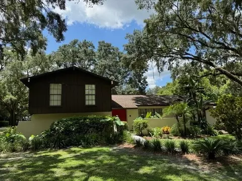 15409 Lake Magdalene Blvd, Tampa, FL 33613