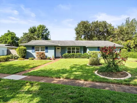 3402 Valencia Rd, Tampa, FL 33618