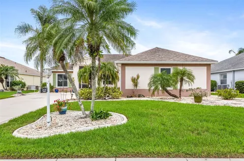 2215 N Creek Ct, Sun City Center, FL 33573