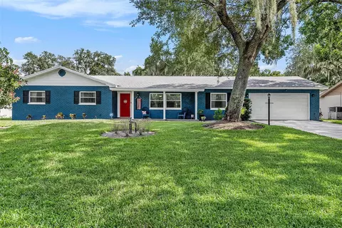 115 W Anglewood Dr, Brandon, FL 33511