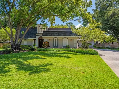 4405 Carrollwood Village Dr, Tampa, FL 33618