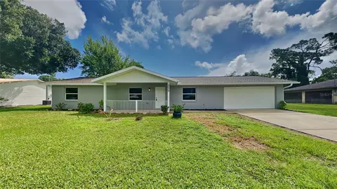 3039 Travelers Palm Dr, Edgewater, FL 32141