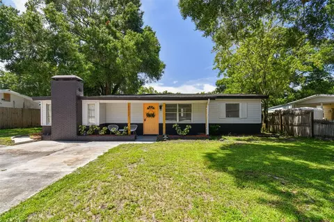 2110 Carroll Pl, Tampa, FL 33612