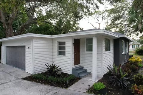 1401 22nd St W, Bradenton, FL 34205