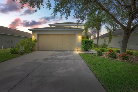 2224 Colville Chase Dr, Ruskin, FL 33570