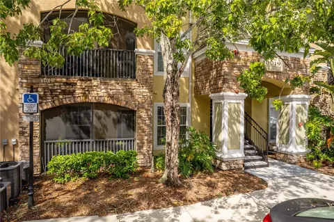 10019 Courtney Palms Blvd #102, Tampa, FL 33619