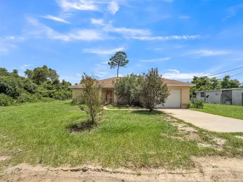 21088 SE 144th Pl, Umatilla, FL 32784