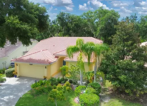 4488 Del Sol Blvd S, Sarasota, FL 34243