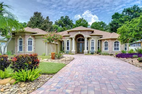 1827 Crooked Oak Ln, Lutz, FL 33559