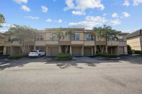 1023 Normandy Trace Rd, Tampa, FL 33602