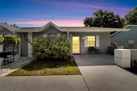 6712 Basswood Cir, Zephyrhills, FL 33542