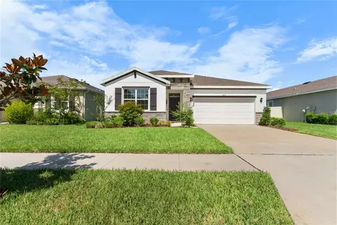8325 Wheat Stone Dr, Zephyrhills, FL 33540