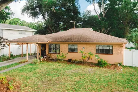 2913 W Paris St, Tampa, FL 33614