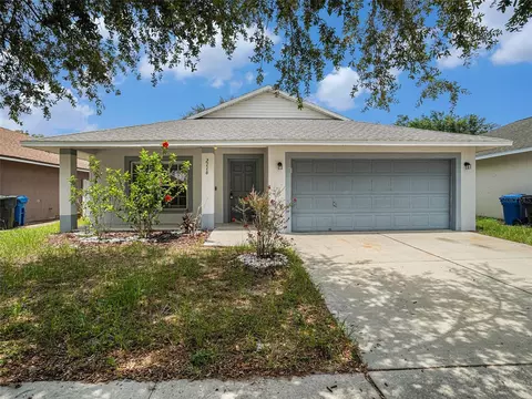 2116 Delightful Dr, Ruskin, FL 33570