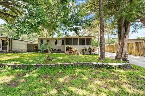 14910 Pinecrest Rd, Tampa, FL 33613