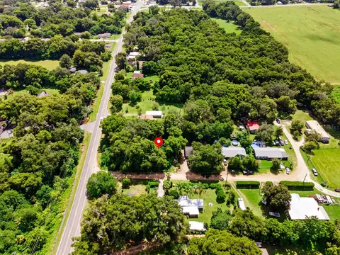 Devane Court, Dade City, FL 33523