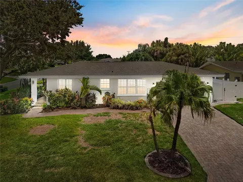3966 High Bluff Dr, Largo, FL 33770
