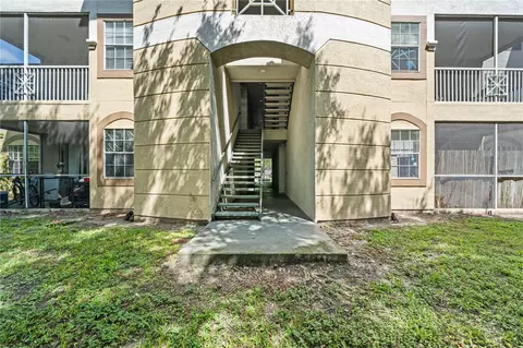 17104 Carrington Park Dr #535, Tampa, FL 33647
