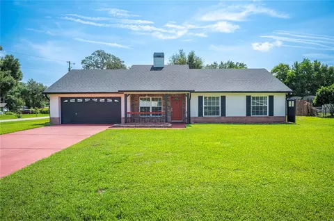 1355 Robin Ct, Deland, FL 32720