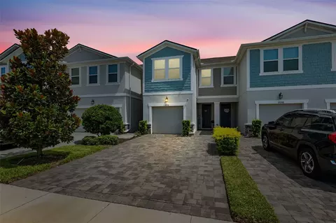 19254 Blue Pond Dr, Lutz, FL 33558