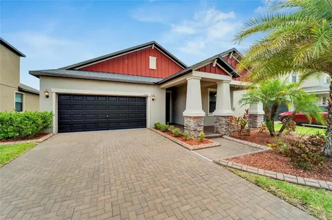 10010 Ivory Dr, Sun City Center, FL 33573