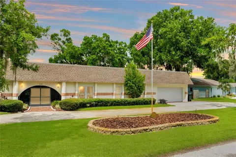 3744 E Lake Dr, Land O Lakes, FL 34639