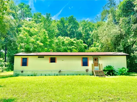 17090 NW 72nd Ct, Trenton, FL 32693