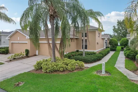 1249 Lyndhurst Greens Dr #79, Sun City Center, FL 33573