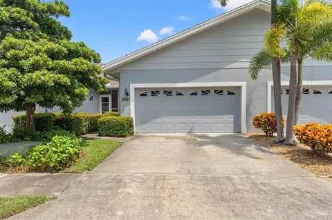 13634 Lake Point Dr S, Clearwater, FL 33762