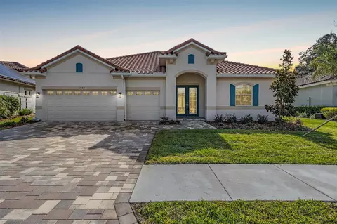 32884 Estate Garden Dr, Wesley Chapel, FL 33545