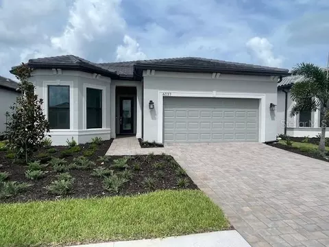 6037 Silver Grass Ct, Nokomis, FL 34275