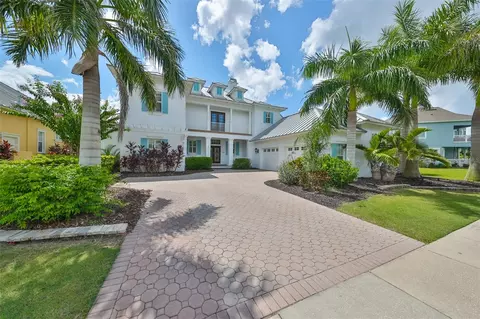 5305 Loon Nest Ct, Apollo Beach, FL 33572