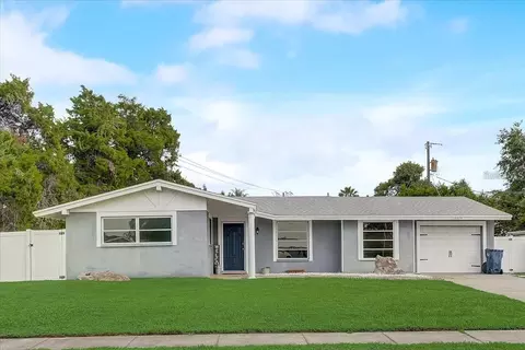 3319 Bayshore Gardens Pkwy, Bradenton, FL 34207