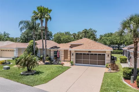 10735 Collar Dr, San Antonio, FL 33576