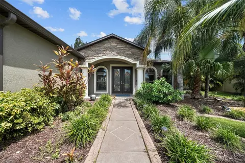 331 Star Shell Dr, Apollo Beach, FL 33572