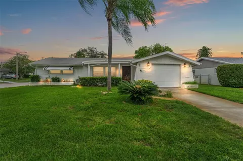 7015 Flaggler Dr, Port Richey, FL 34668