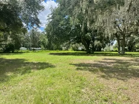 3189 Coats Rd, Zephyrhills, FL 33541