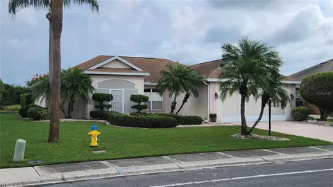2433 E Del Webb Blvd, Sun City Center, FL 33573