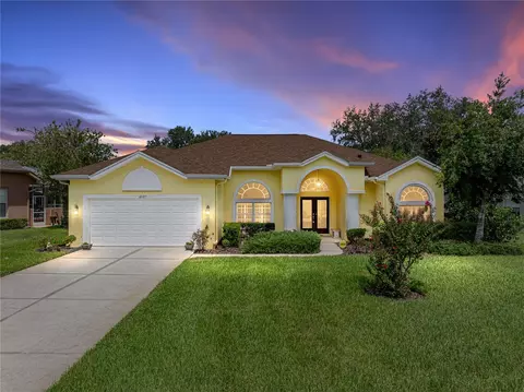 12427 Forest Highlands Dr, Dade City, FL 33525