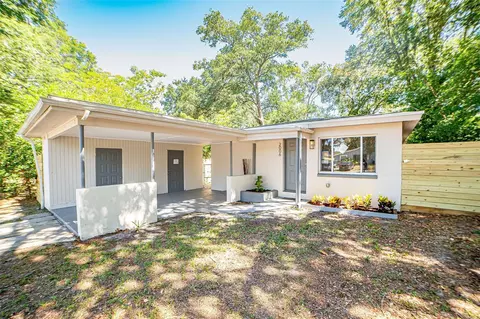 2006 E North Bay St, Tampa, FL 33610