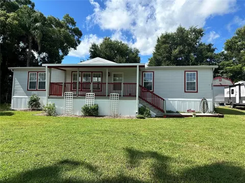 36825 Eden St, Zephyrhills, FL 33541
